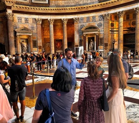 Pantheon small-group tour 1 Pantheon Tour inside